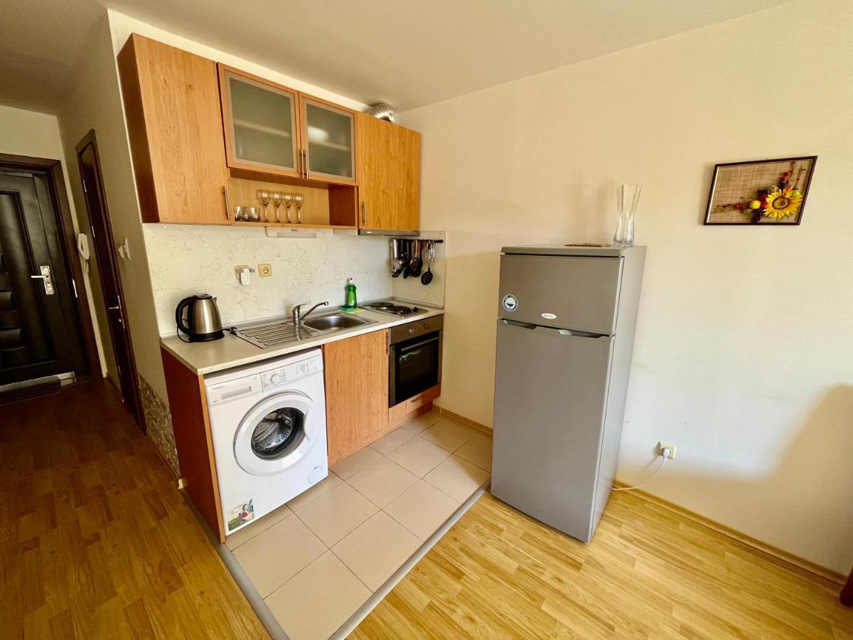 Alexandr Apartments Vigo Nesebar Exteriör bild