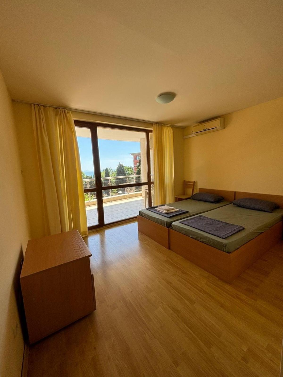 Alexandr Apartments Vigo Nesebar Exteriör bild