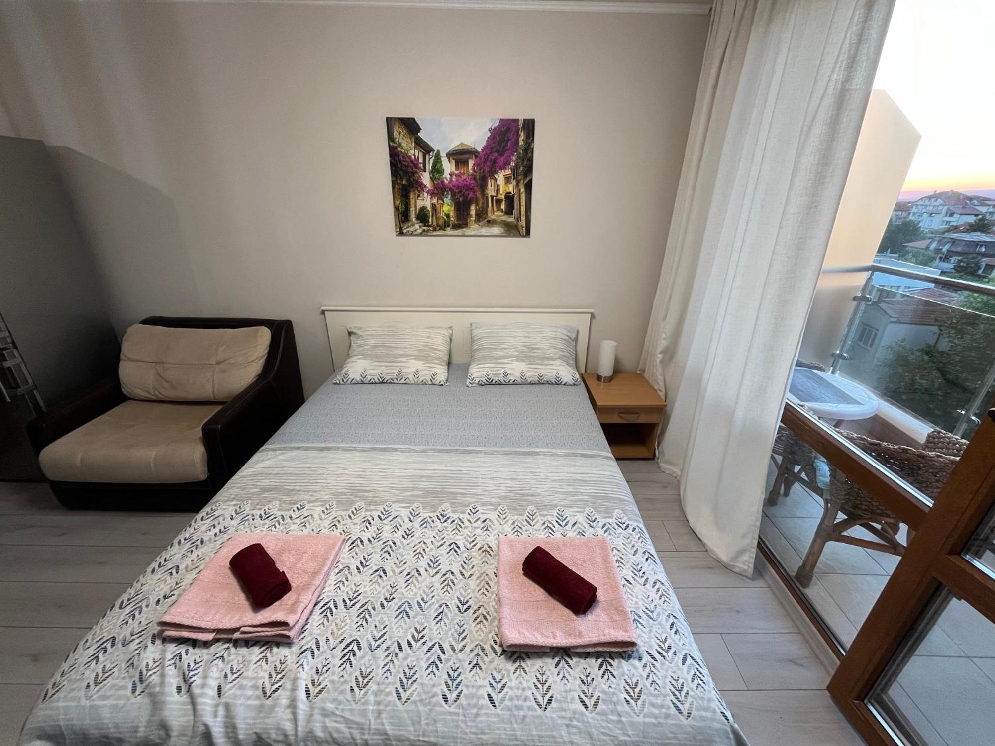 Alexandr Apartments Vigo Nesebar Exteriör bild