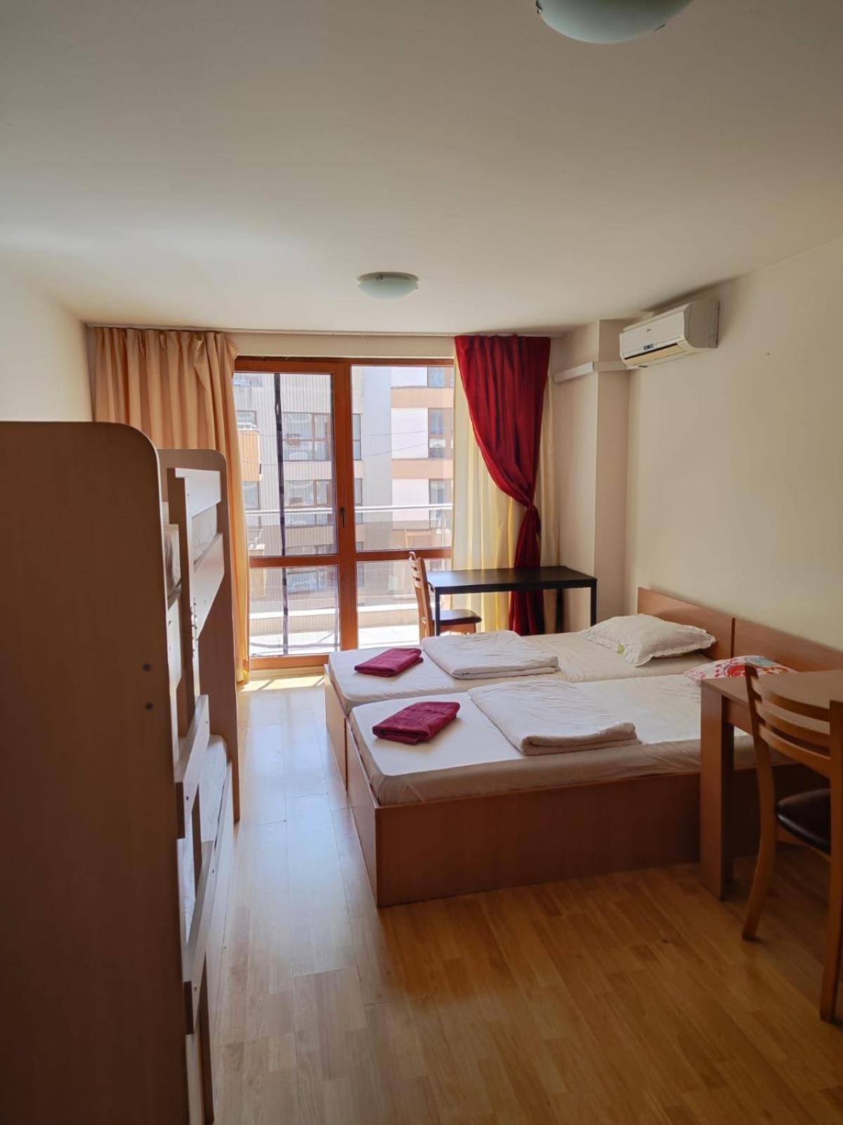 Alexandr Apartments Vigo Nesebar Exteriör bild